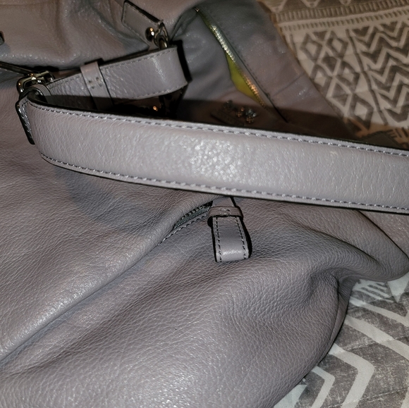 Vintage Coach Crossbody in Grey - Picture 7 of 11